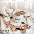 Kubek 300 ml - Jesieniara ZŁOTE SERCE Personalizowany kubek porcelanowy ze złotym sercem jako idealny prezent — porcelana premium nadzwyczajnie.mom