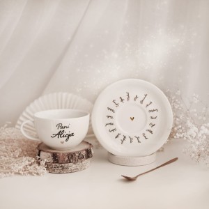 Biała Filiżanka Porcelanowa z Personalizacją 350 ml - Imiona Dzieci dla Nauczycielki na Każdą Okazję