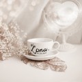 Filiżanka 250 ml ze spodkiem - Żona z datą ZŁOTE SERCE Filiżanka porcelanowa ze złotym sercem ze spodkiem - Żona z datą nadzwyczajnie.mom — widok z boku na białym tle
