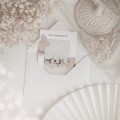 Bon podarunkowy - 500 zł Produkt porcelanowy ze złotym zdobieniem Bon podarunkowy - 500 zł nadzwyczajnie.mom — widok z boku na białym tle