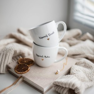 Zestaw 2 Białych Kubków Porcelanowych 300 ml - Motyw Złotego Serca i Napis Wspaniały Dziadek i Wspaniała Babcia dla Dziadków na Dzień Babci i Dziadka