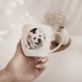 Biały kubek porcelanowy 300 ml - grafika zwierzaka dla miłośników zwierząt na urodziny Eleganckie opakowanie prezentowe kubka porcelanowego ze złotym zdobieniem nadzwyczajnie.mom — Zwierzak na porcelanie