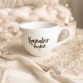 Kubek 500 ml - Kakałkoholik ZŁOTE SERCE Kubek porcelanowy ze złotym sercem Kakałkoholik nadzwyczajnie.mom — widok z boku na białym tle