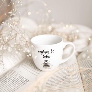 Biały kubek porcelanowy 300 ml - napis czytam bo lubię dla miłośnika książek na urodziny